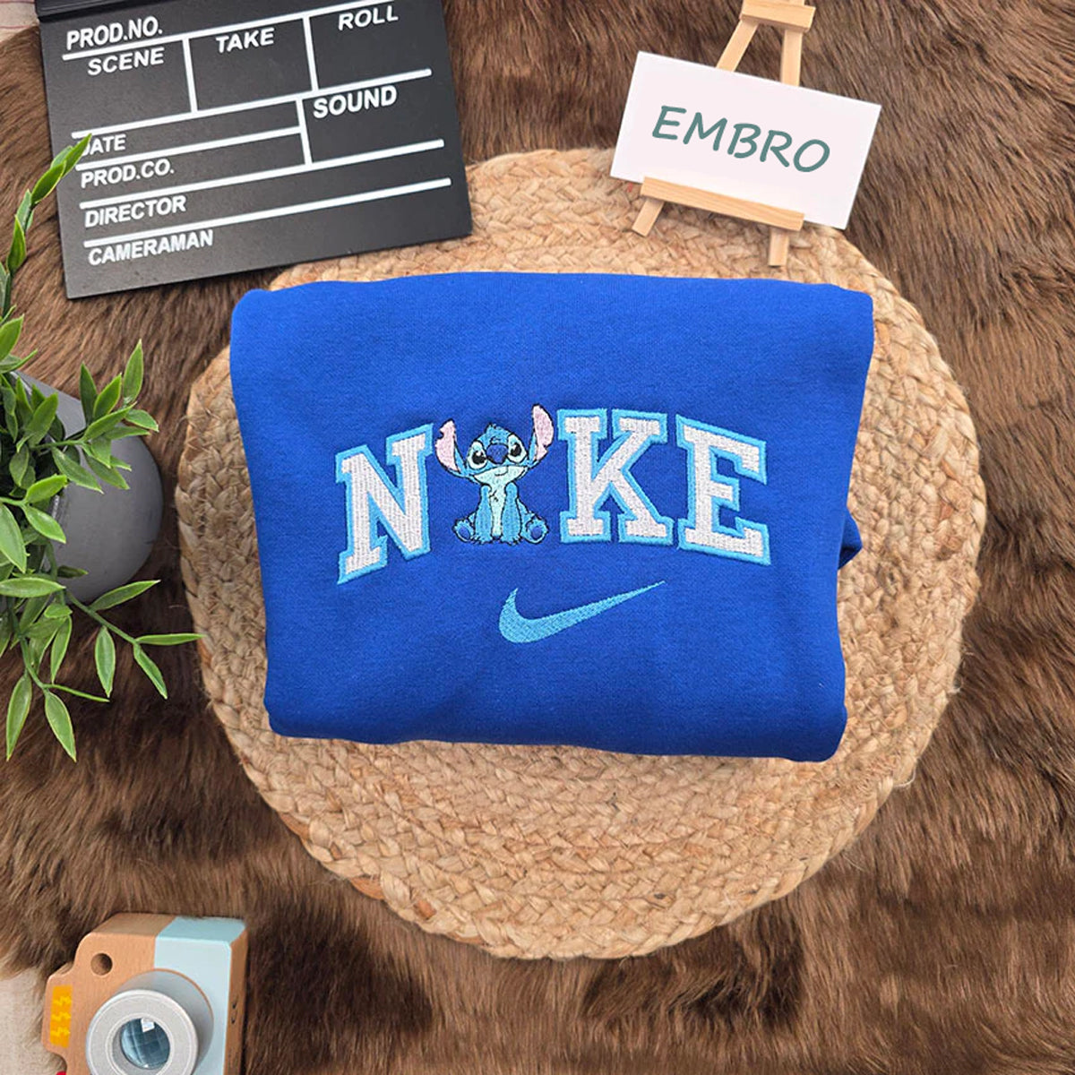 Stičas (Sticas) – siuvinėtas džemperis